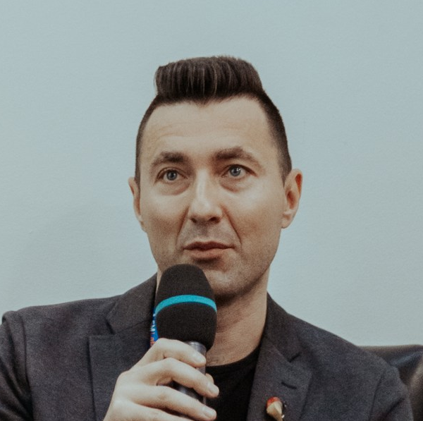 Михаил Вишневский